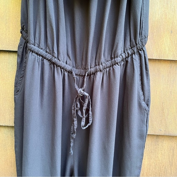 Old Navy Ruffled Off The Shoulder Black Ankle Length Jumpsuit Size Small - Picture 8 of 16